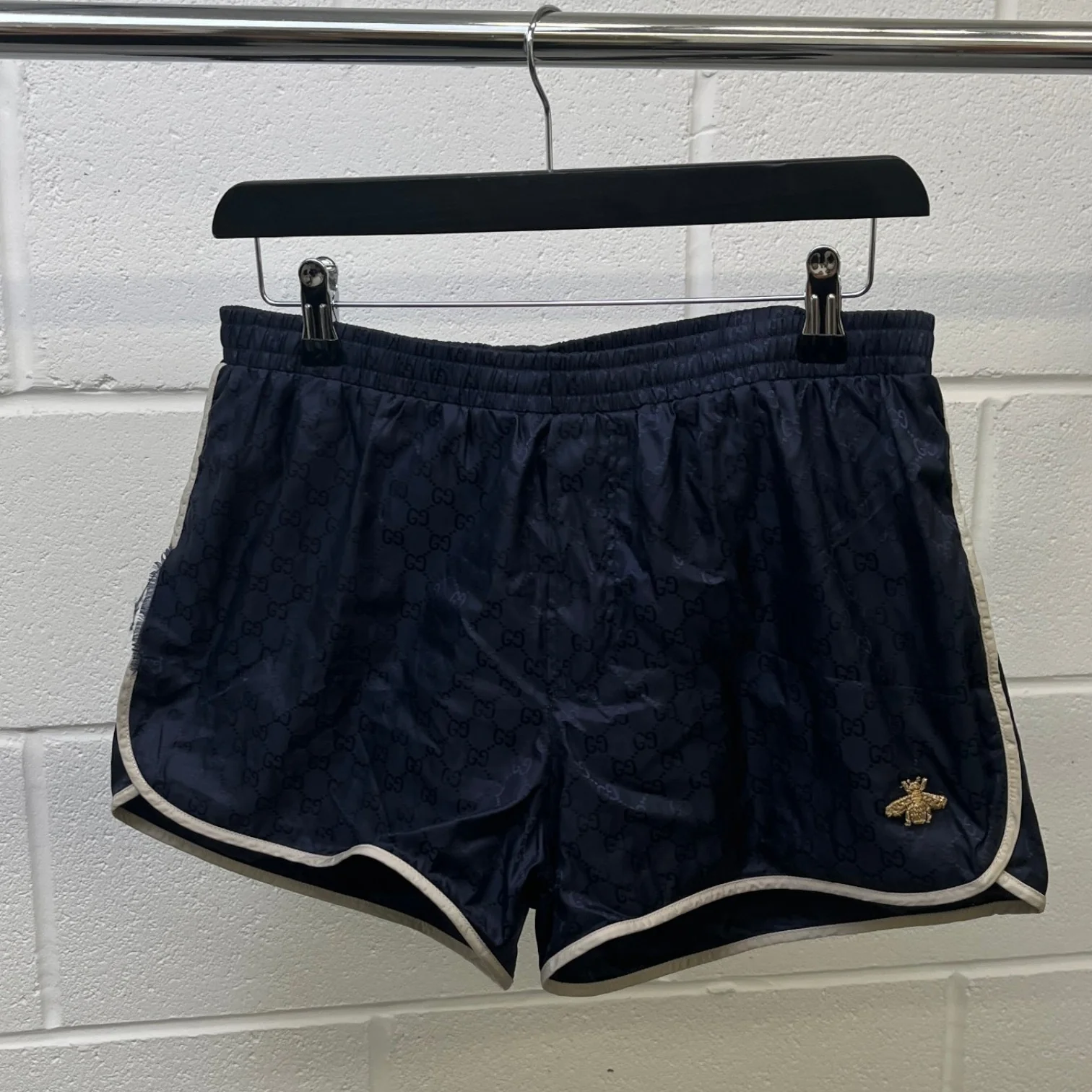 Men's Gg Supreme Bee Swim Shorts Navy Size W30 / IT 46 - Image 6