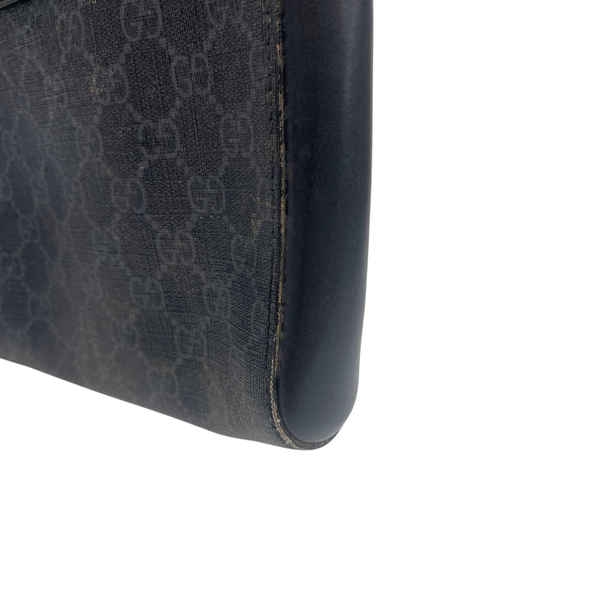 Men's Gg Supreme Messenger Bag Black - Image 11