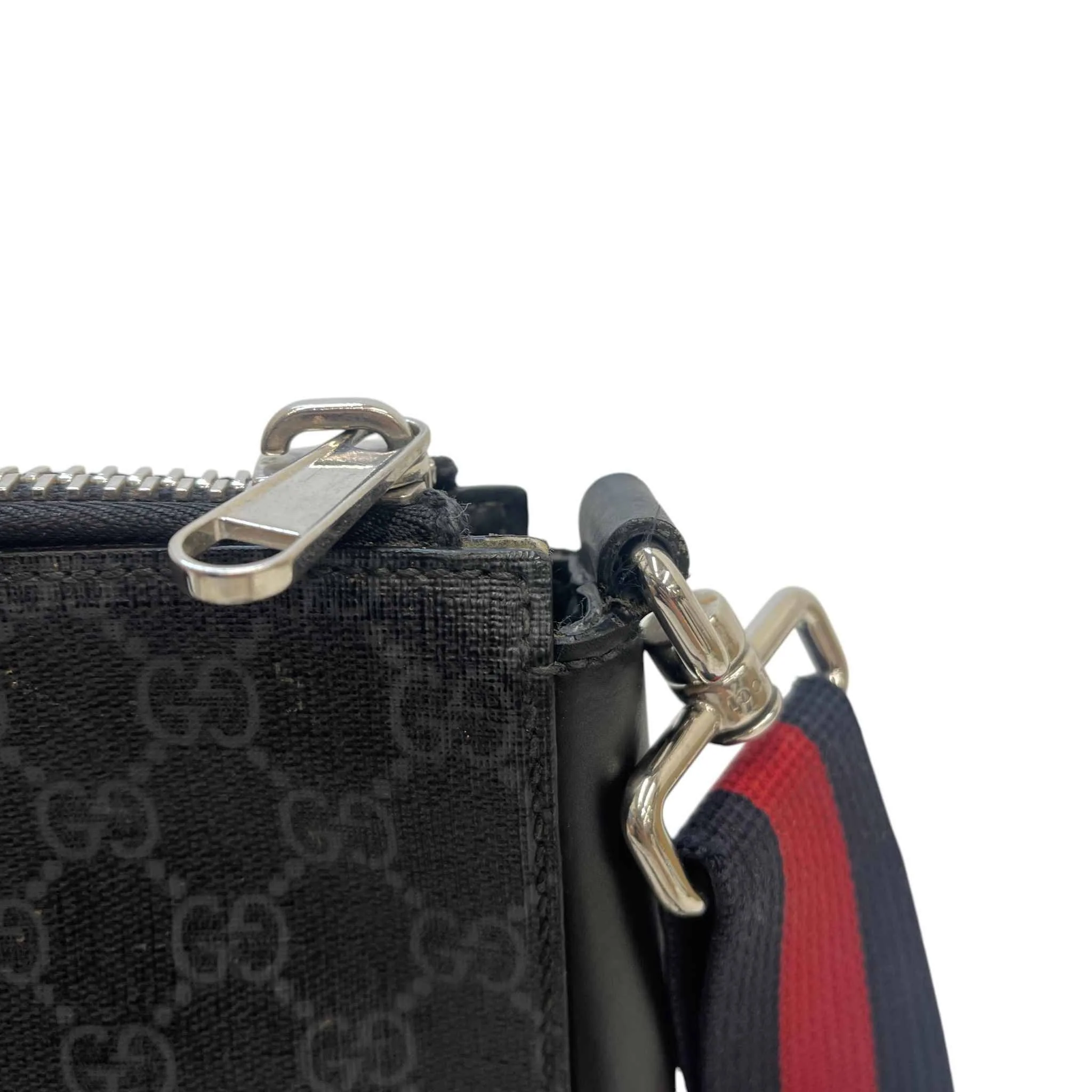 Men's Gg Supreme Messenger Bag Black - Image 12