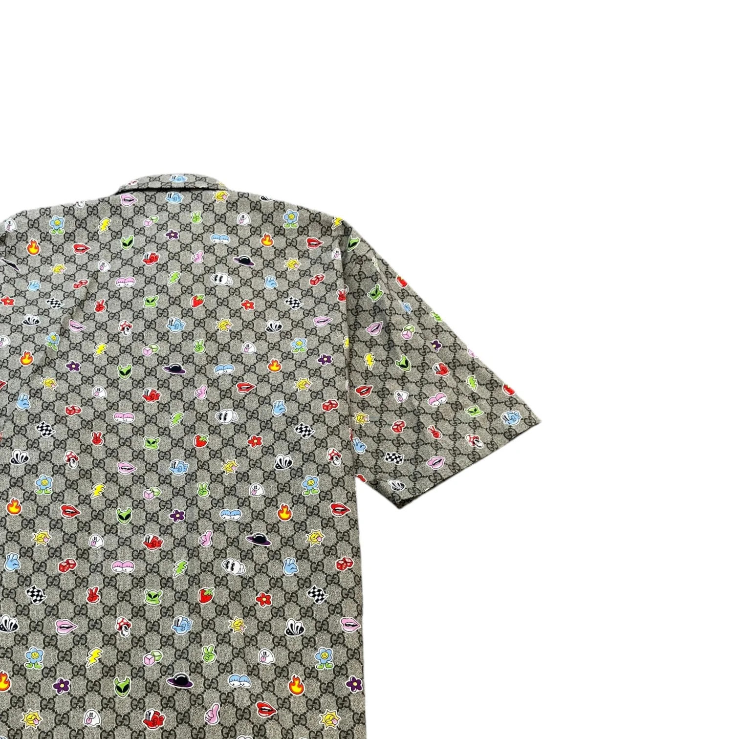 Men's Gg Supreme Stickers On Pop Print Short Sleeve Shirt Beige Size IT 48 / UK M - Image 4