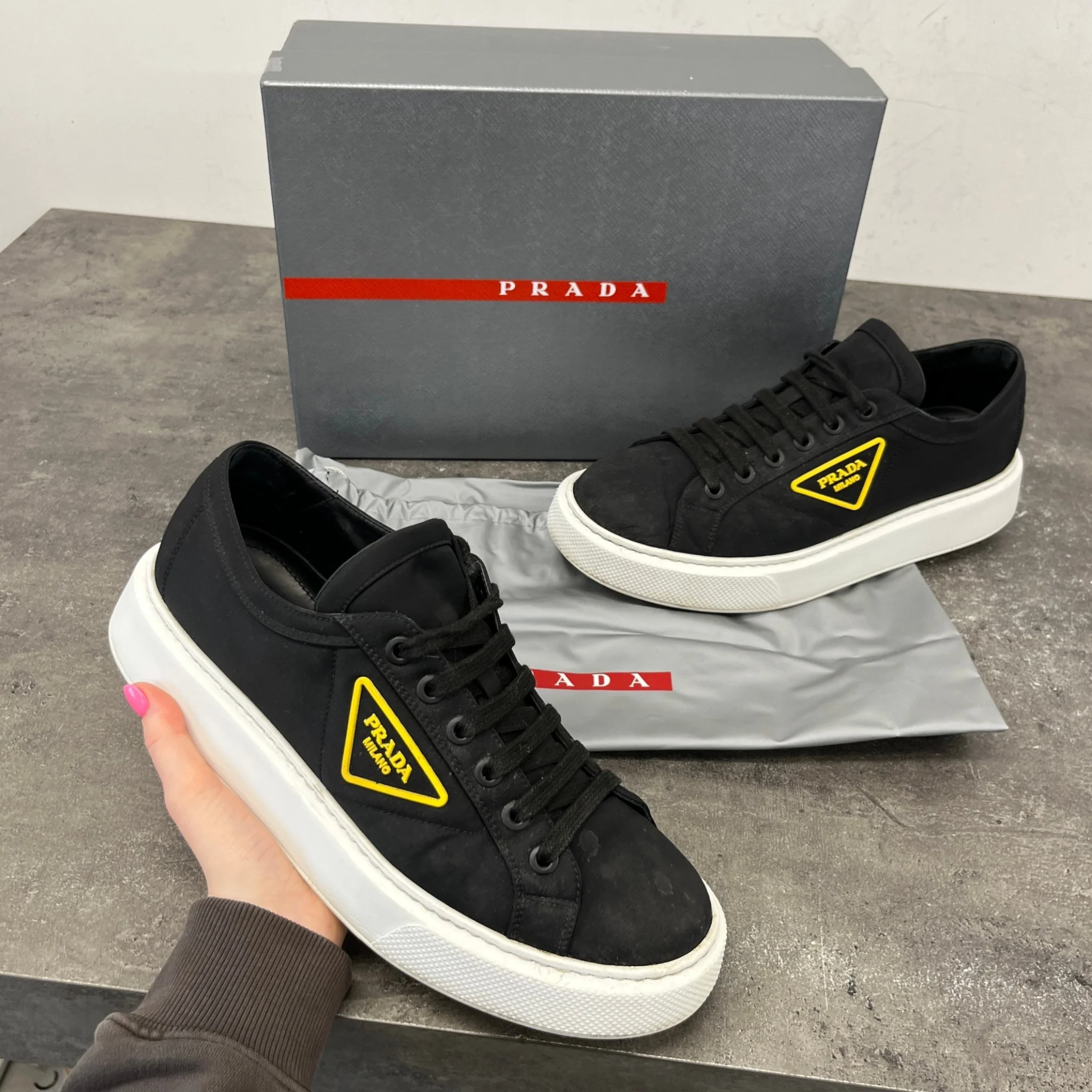 Men's Nylon Gabardine Wheel Low Trainers Black Size EU 43 / UK 9 - Image 12