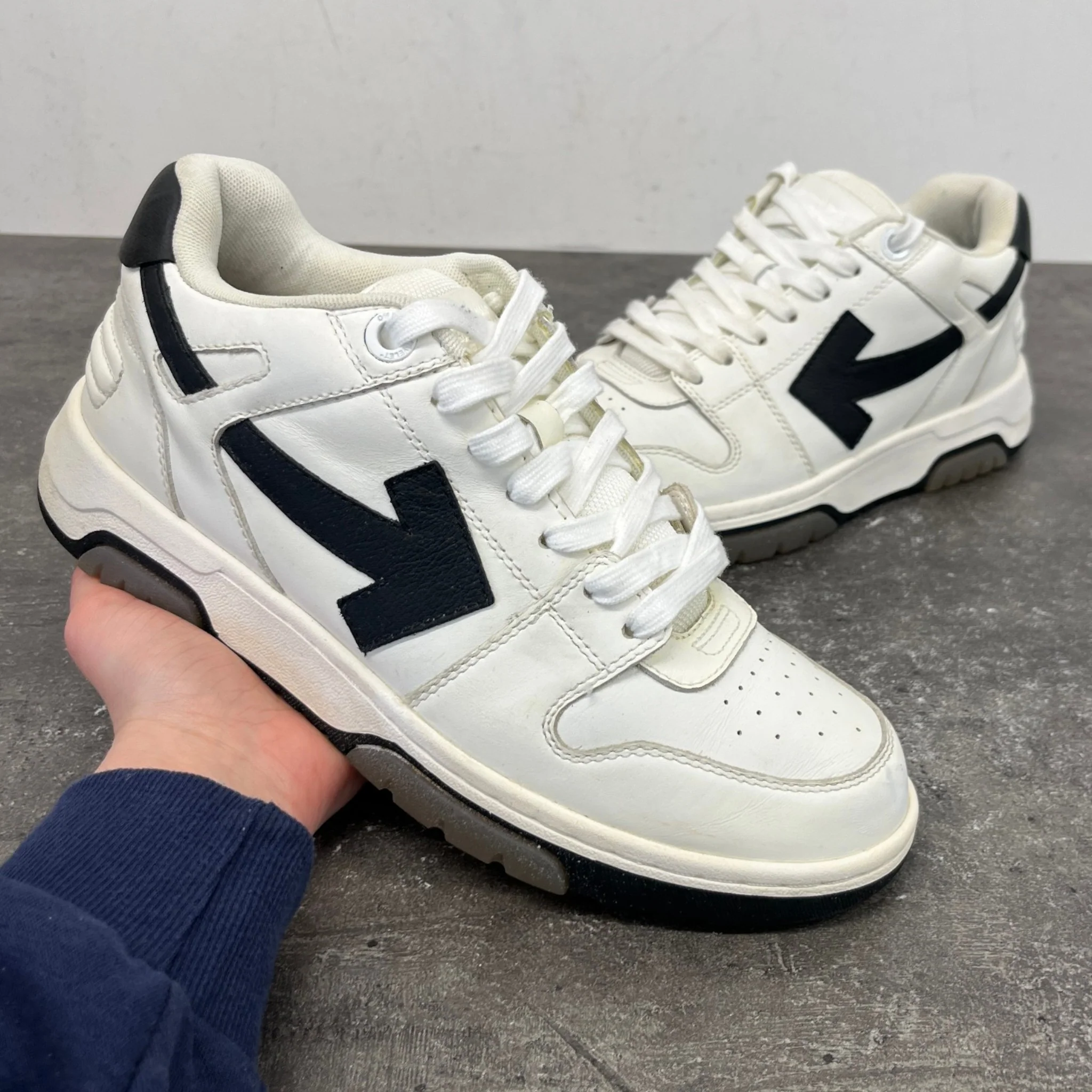 Men's Out Of Office Low Trainers White Size EU 40 / UK 6 - Image 12