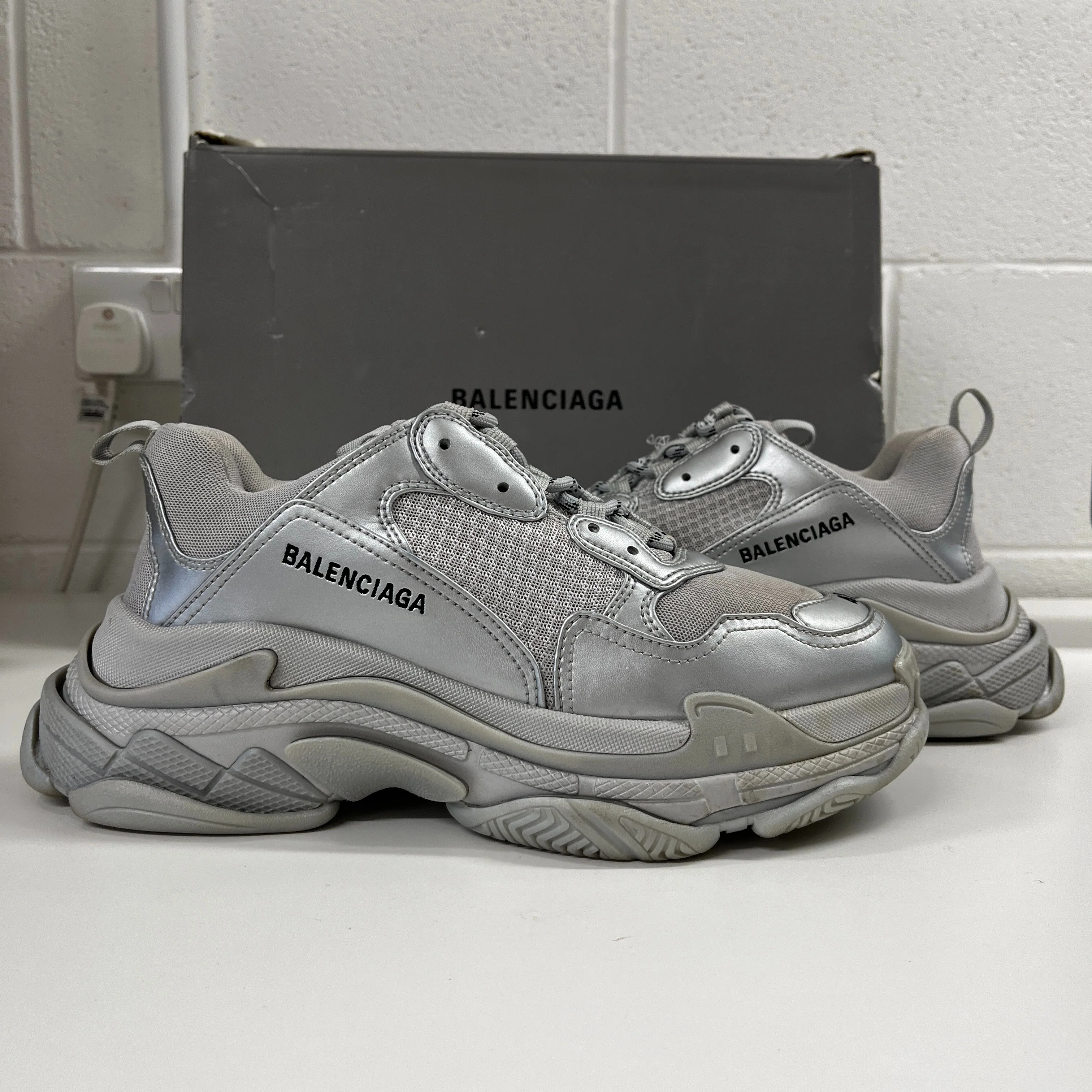 Men's Triple S Low Trainers Silver Size EU 42 / UK 8 - Image 12