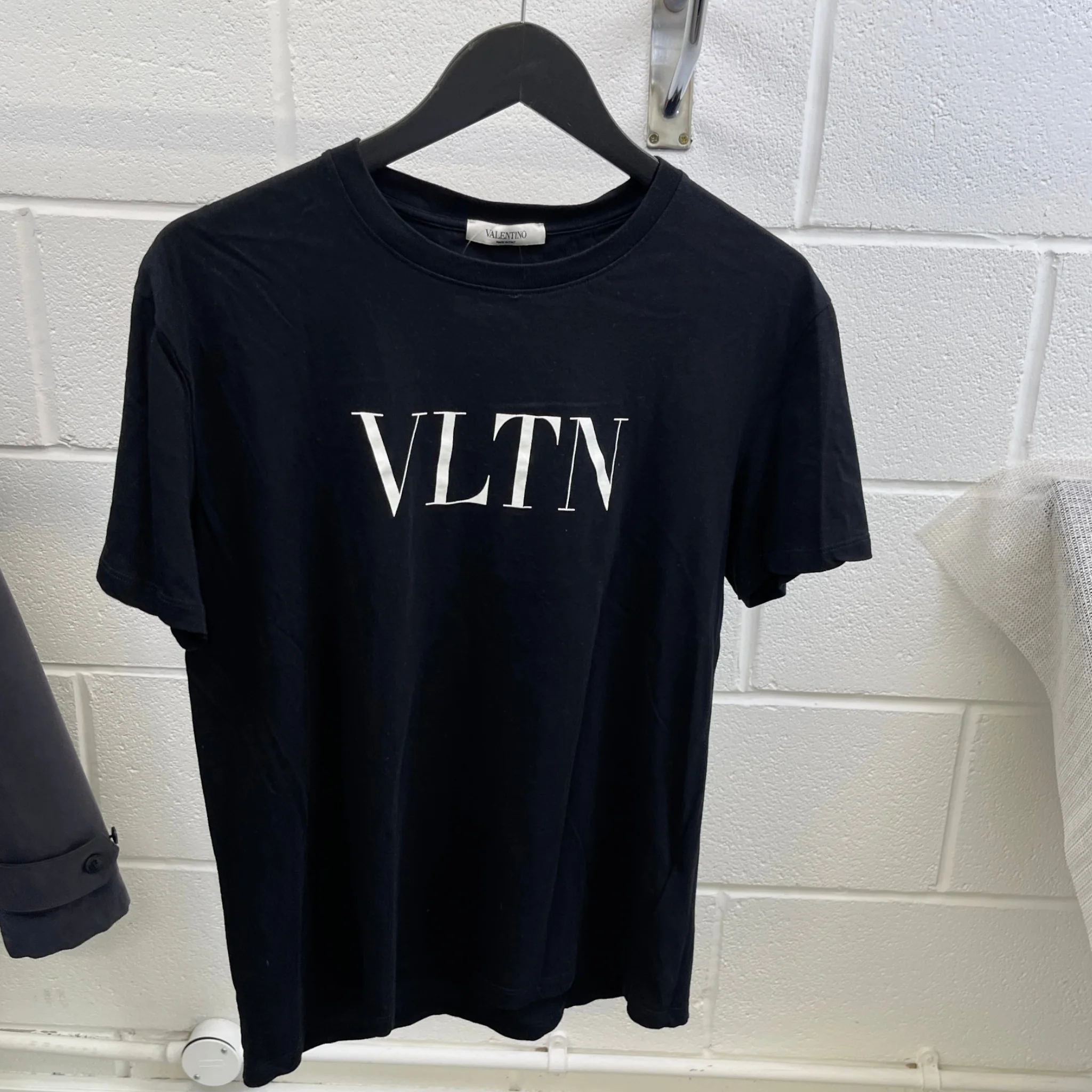 Men's Vltn Logo T-Shirt Black Size M - Image 8