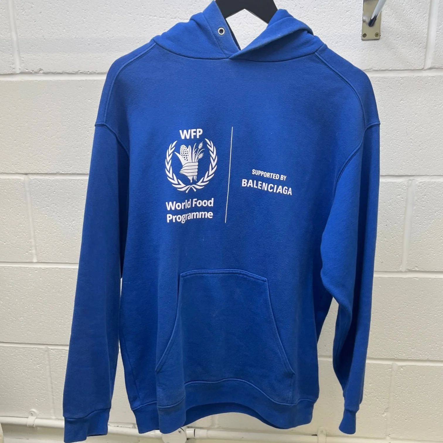 Men's World Food Programme Print Hoodie Blue Size XS - Image 12