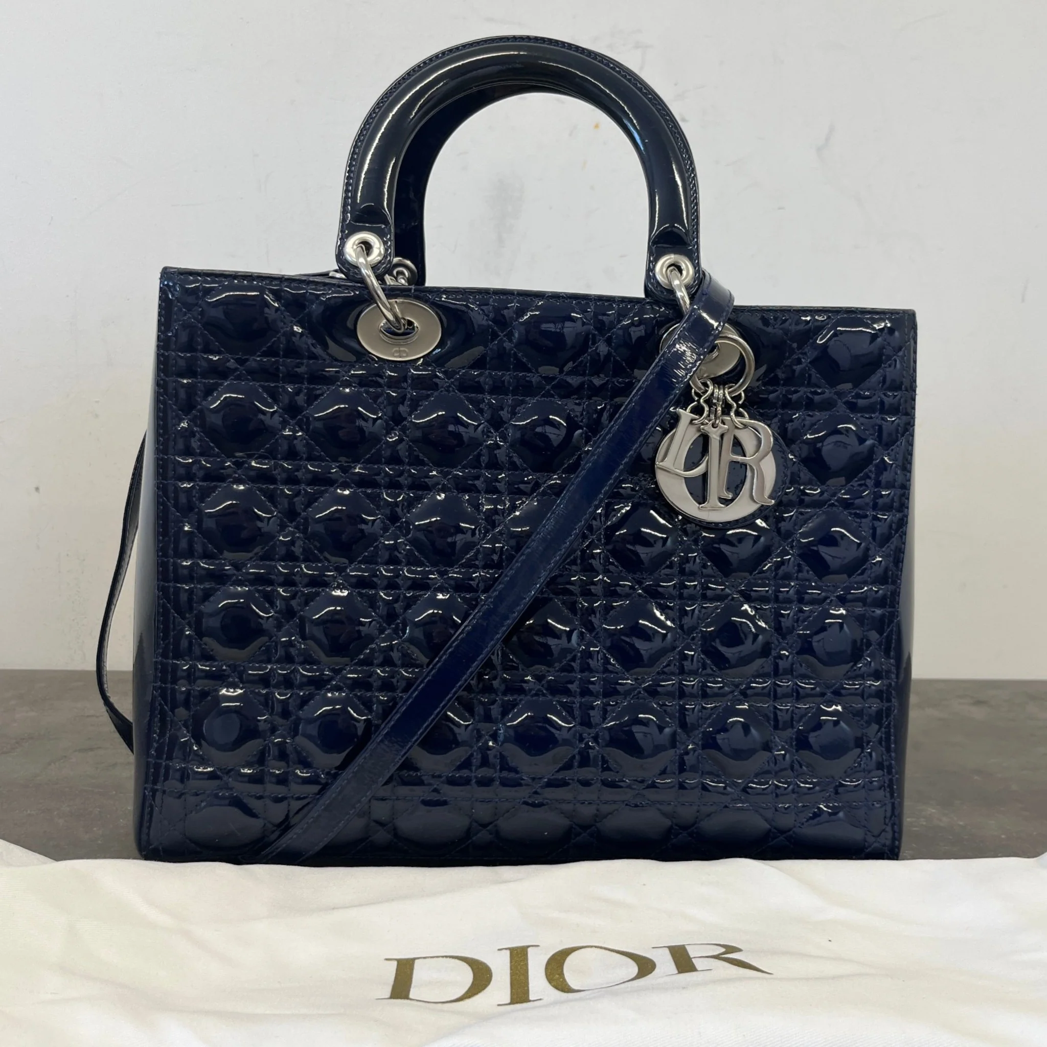 Women's Large Lady Dior Tote Patent Bag Navy - Image 14