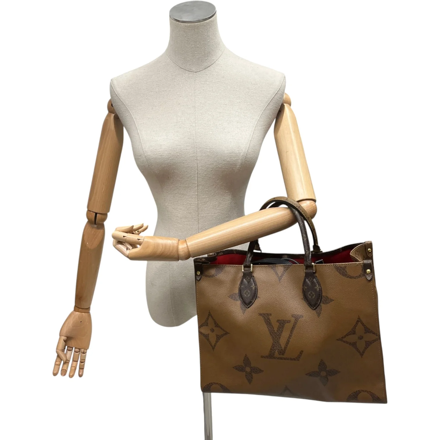 Women's Monogram Onthego Mm Bag Brown - Image 12