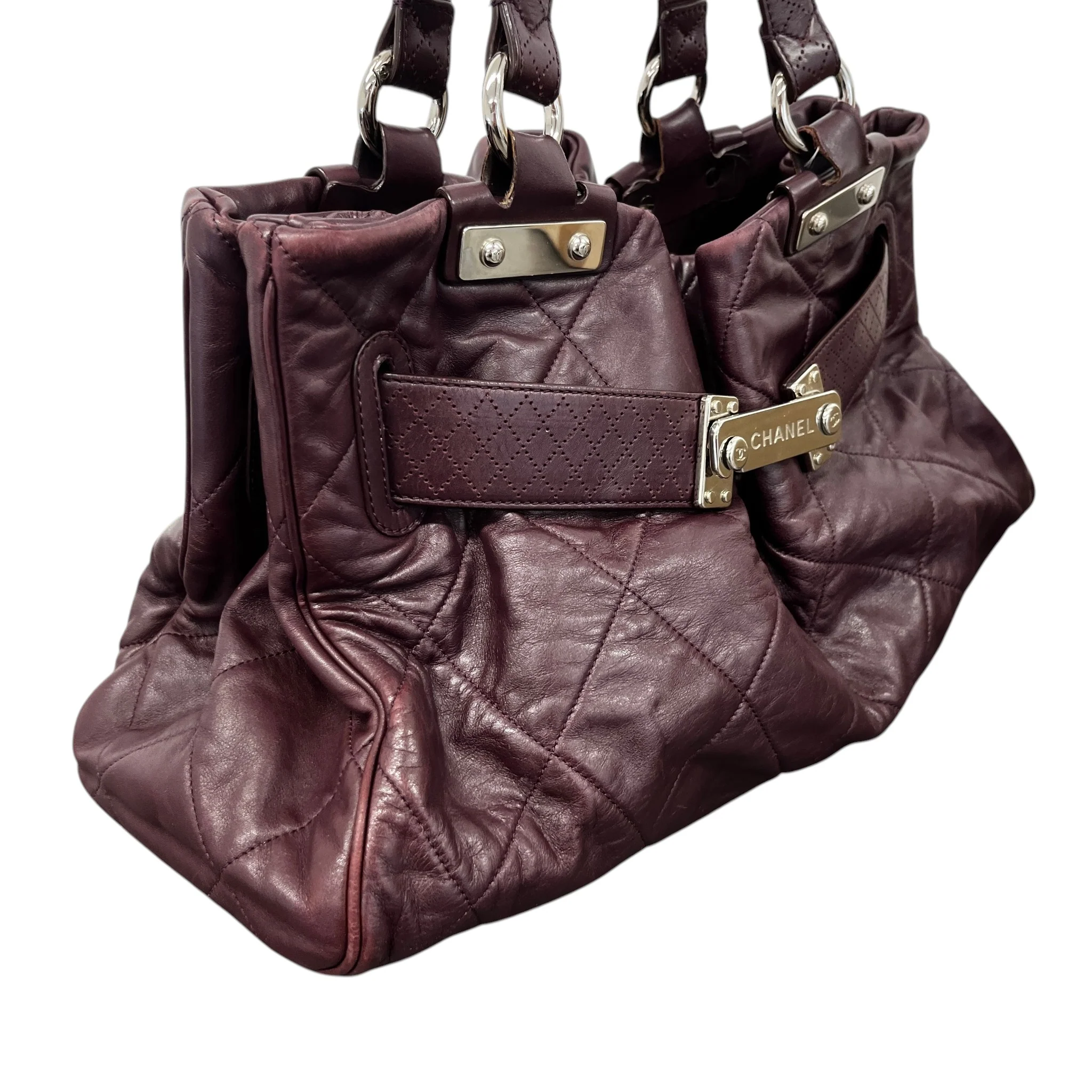 Women's Paris-Londres Door Latch Tote Handbag Burgundy - Image 4